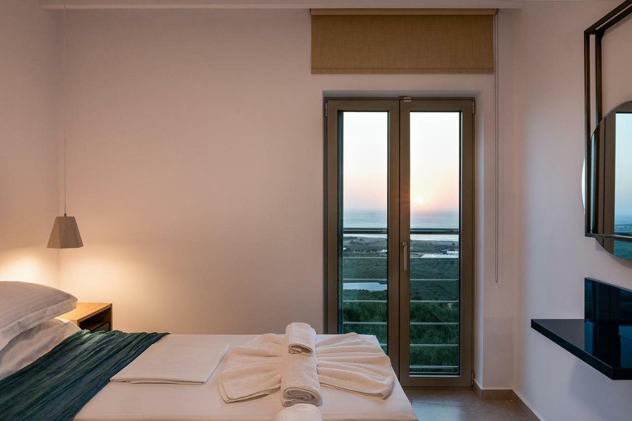 Magnolia Luxury Apartments Falasarna Exterior photo